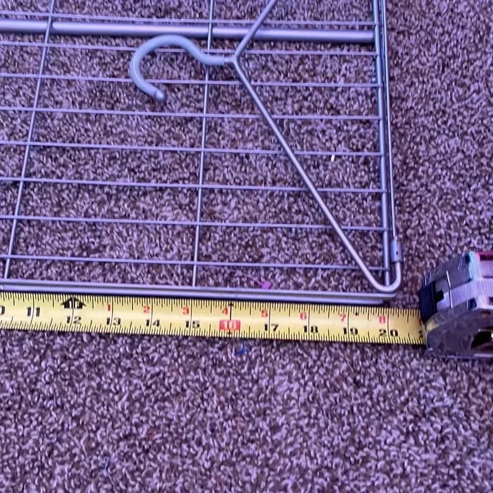 Metal closet rack